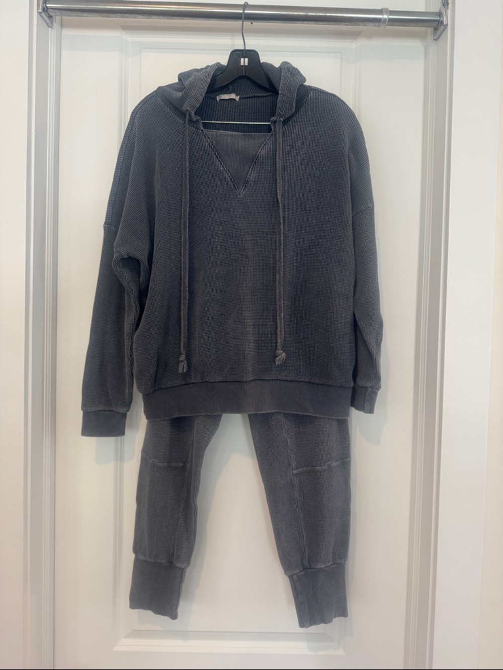Women’s Charcoal Waffle Knit Hoodie & Jogger Set